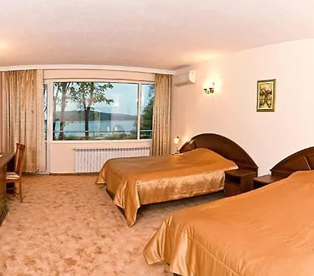 Hotel златна котва Kazanlŭk