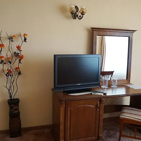 златна котва 2* Kazanlak