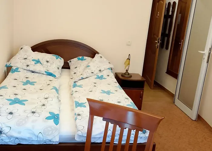 ホテル златна котва カザンラク